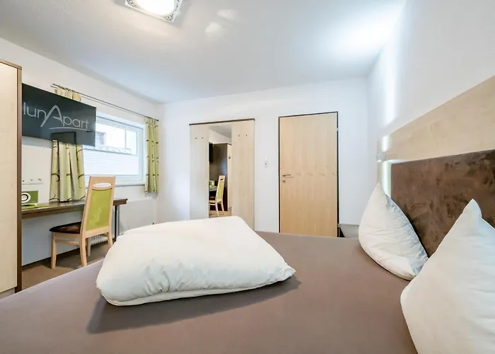 Lunapart アパート ゼルデン